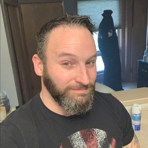 Meet your Posher, Chuck